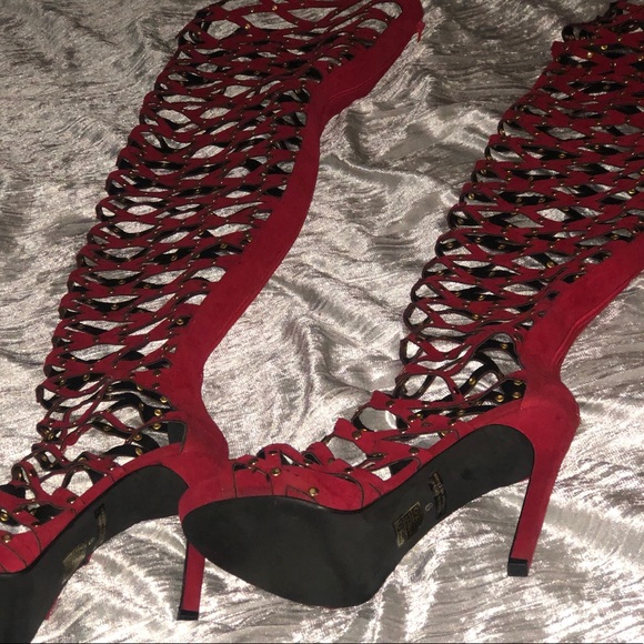 Red studded thigh high boots - Picture 6 of 9